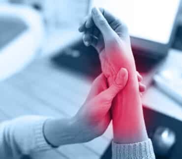 How Chiropractic Adjustments Aid in Recovery From Repetitive Strain Injuries