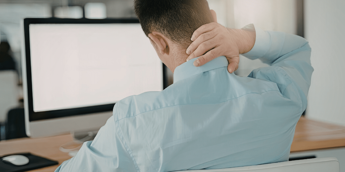 How Desk Jobs Contribute to Back and Neck Pain