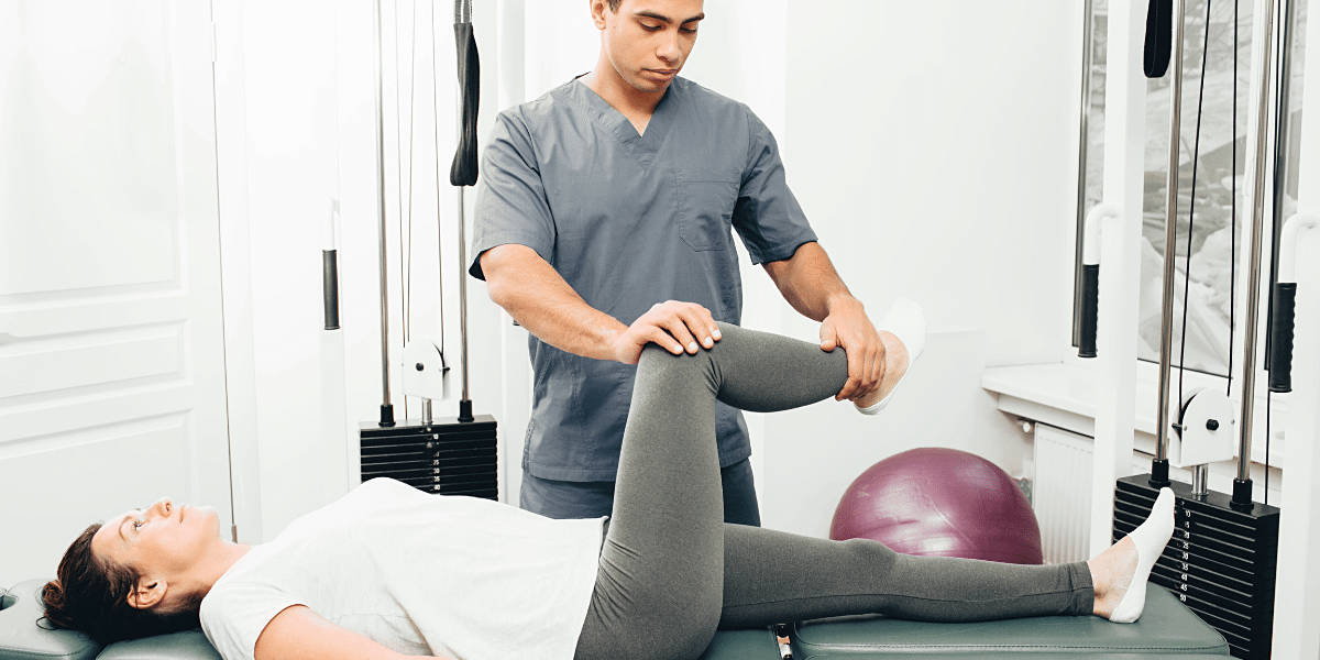 How Physical Therapy Helps Relieve Desk-Related Pain