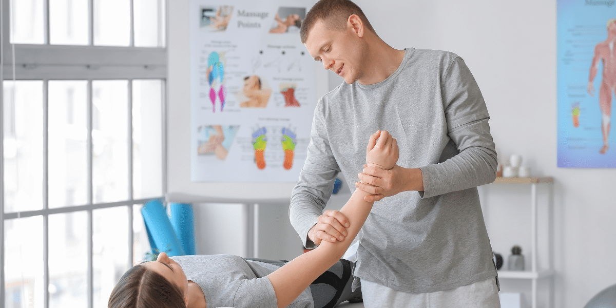 How We Treat Pinched Nerve Pain at Align Health &amp; Wellness 